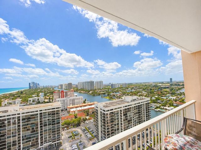 1985 S Ocean Drive Phc, Hallandale Beach, FL 33009
