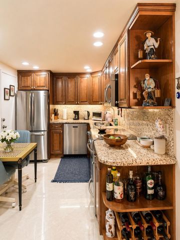 1985 S Ocean Drive Phc, Hallandale Beach, FL 33009