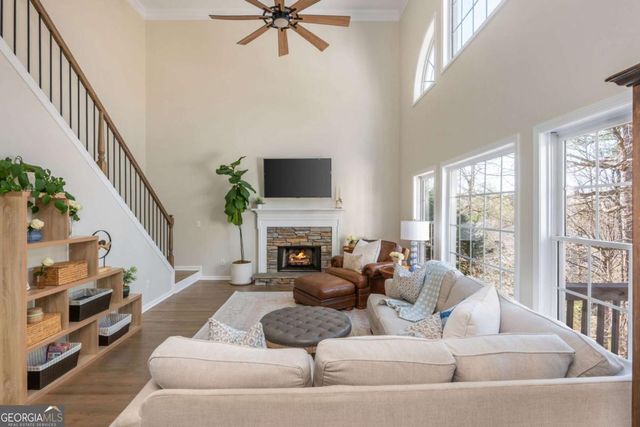 210 Glenhaven Way, Woodstock, GA 30188