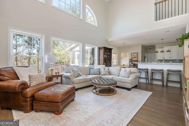 210 Glenhaven Way, Woodstock, GA 30188