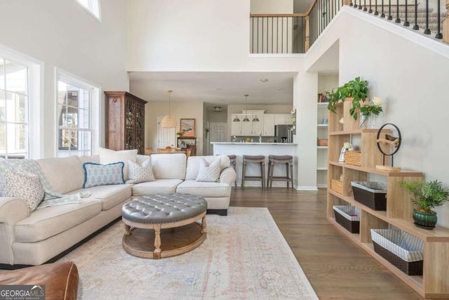 210 Glenhaven Way, Woodstock, GA 30188