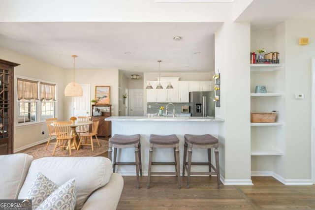 210 Glenhaven Way, Woodstock, GA 30188