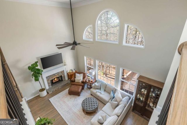 210 Glenhaven Way, Woodstock, GA 30188