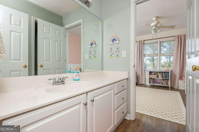 210 Glenhaven Way, Woodstock, GA 30188