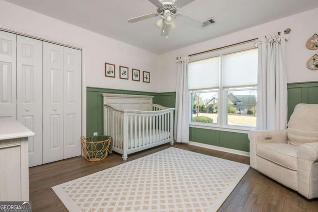 210 Glenhaven Way, Woodstock, GA 30188