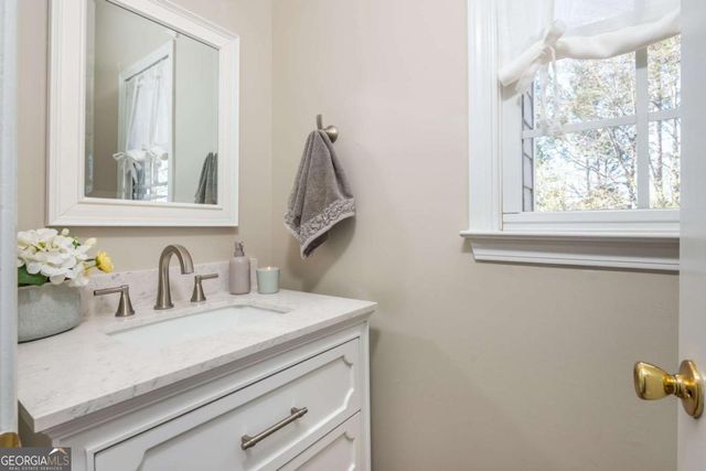 210 Glenhaven Way, Woodstock, GA 30188