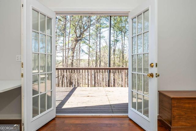 210 Glenhaven Way, Woodstock, GA 30188