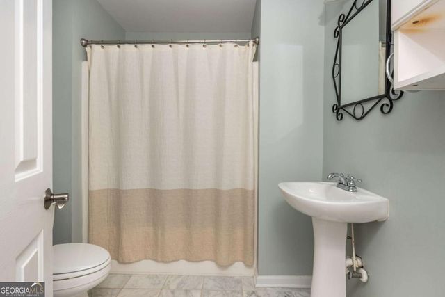 210 Glenhaven Way, Woodstock, GA 30188