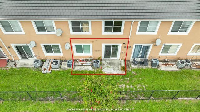 17820 NW 73rd Ave 103-1, Hialeah, FL 33015