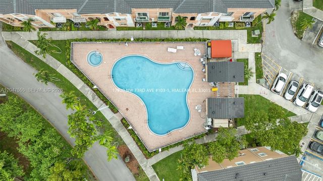 17820 NW 73rd Ave 103-1, Hialeah, FL 33015