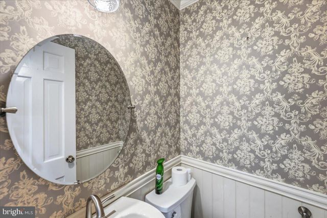 305 N RED HILL RD, Martinsburg, WV 25401
