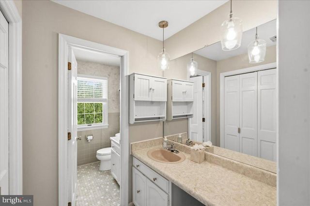305 N RED HILL RD, Martinsburg, WV 25401