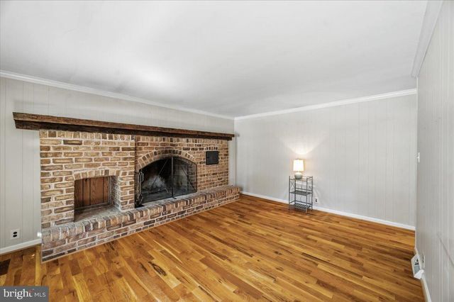 305 N RED HILL RD, Martinsburg, WV 25401