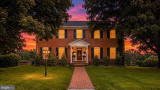 305 N RED HILL RD, Martinsburg, WV 25401