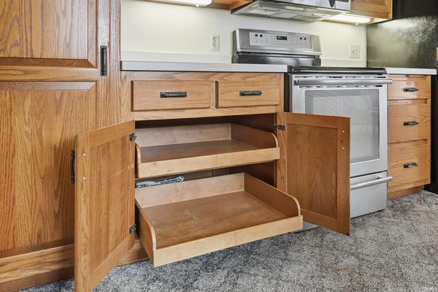 2424 N Berthaud Road, New Haven, IN 46774