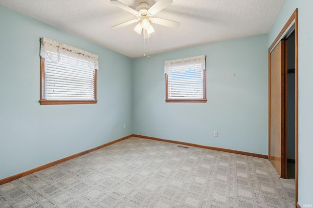 2424 N Berthaud Road, New Haven, IN 46774