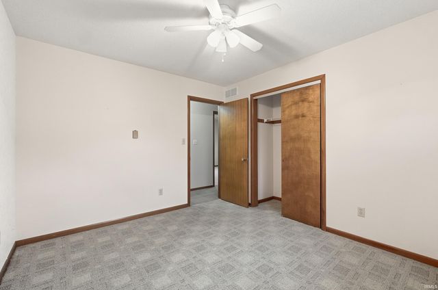 2424 N Berthaud Road, New Haven, IN 46774