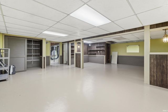 2424 N Berthaud Road, New Haven, IN 46774