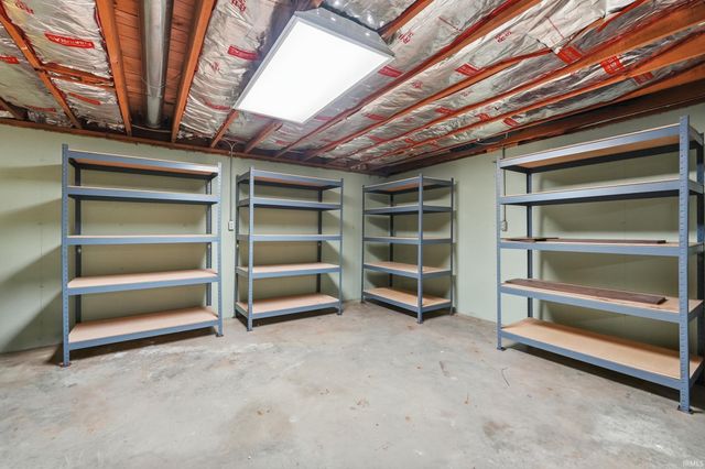 2424 N Berthaud Road, New Haven, IN 46774