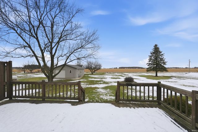 2424 N Berthaud Road, New Haven, IN 46774