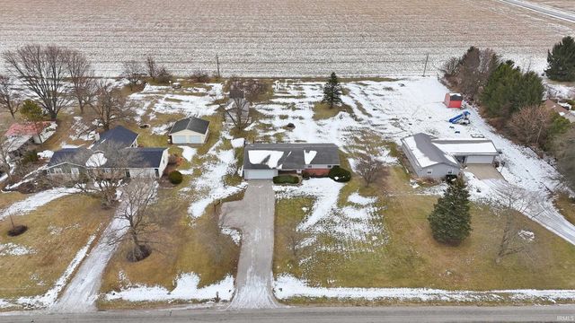 2424 N Berthaud Road, New Haven, IN 46774