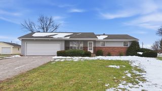 2424 N Berthaud Road, New Haven, IN 46774