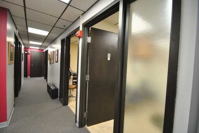 10540 W Cermak Road 2, Westchester, IL 60154