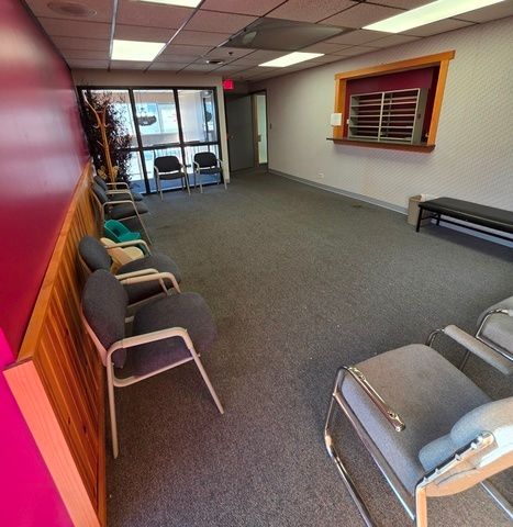 10540 W Cermak Road 2, Westchester, IL 60154