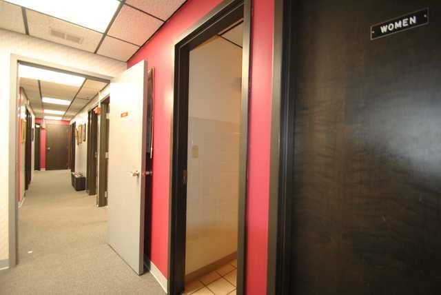 10540 W Cermak Road 2, Westchester, IL 60154