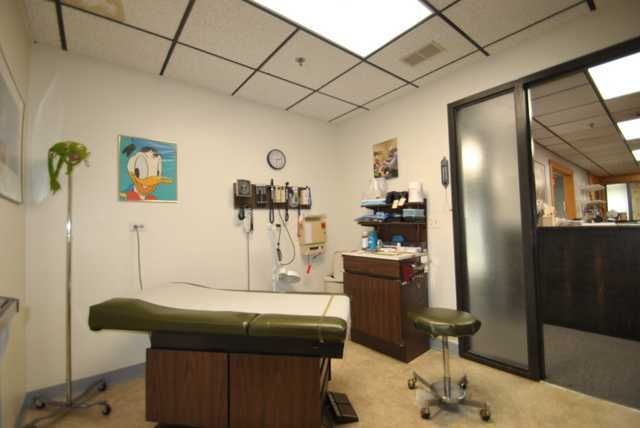 10540 W Cermak Road 2, Westchester, IL 60154