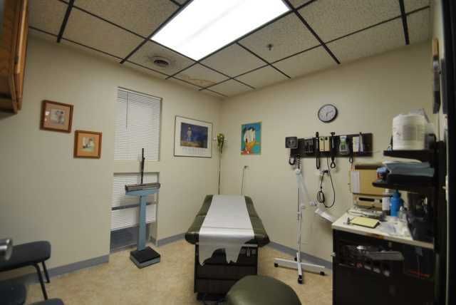 10540 W Cermak Road 2, Westchester, IL 60154