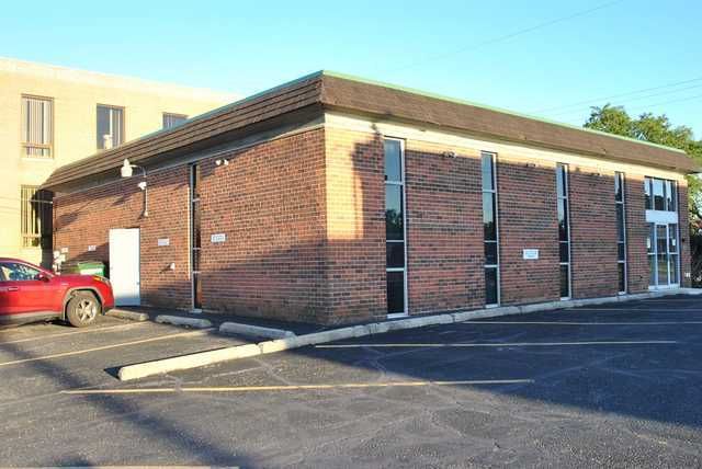 10540 W Cermak Road 2, Westchester, IL 60154