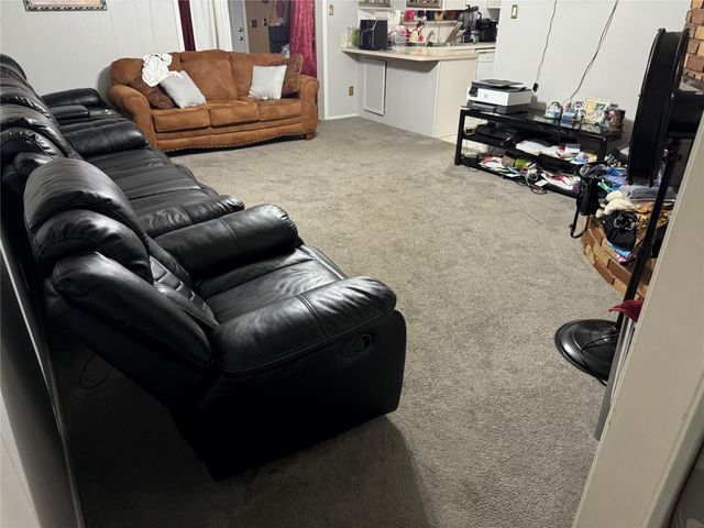 6135 Heatherbrook Drive, Houston, TX 77085