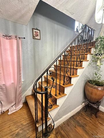 14901 Terry Street, Detroit, MI 48227