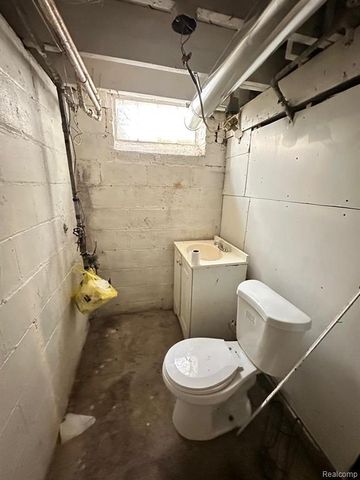 14901 Terry Street, Detroit, MI 48227