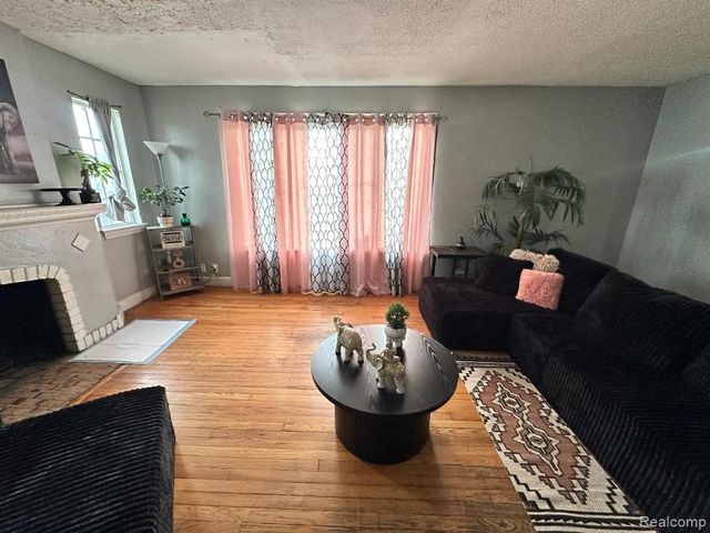 14901 Terry Street, Detroit, MI 48227