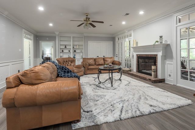 9443 DOGWOOD ESTATES DR, Germantown, TN 38139