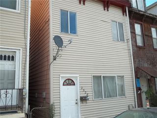 2328 Atmore, Marshall Shadeland, PA 15212