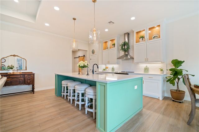 101 Webb St, Odem, TX 78370