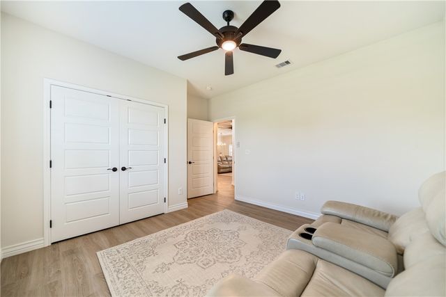 101 Webb St, Odem, TX 78370