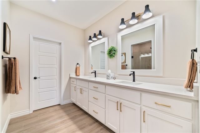 101 Webb St, Odem, TX 78370