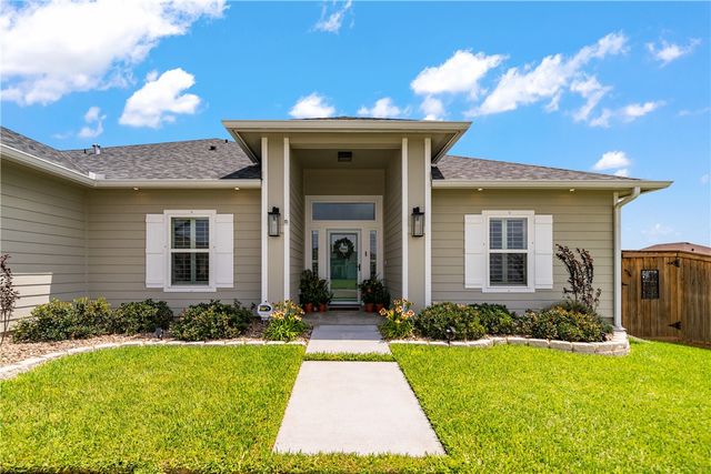 101 Webb St, Odem, TX 78370