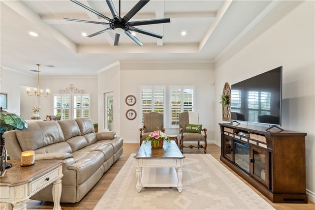 101 Webb St, Odem, TX 78370