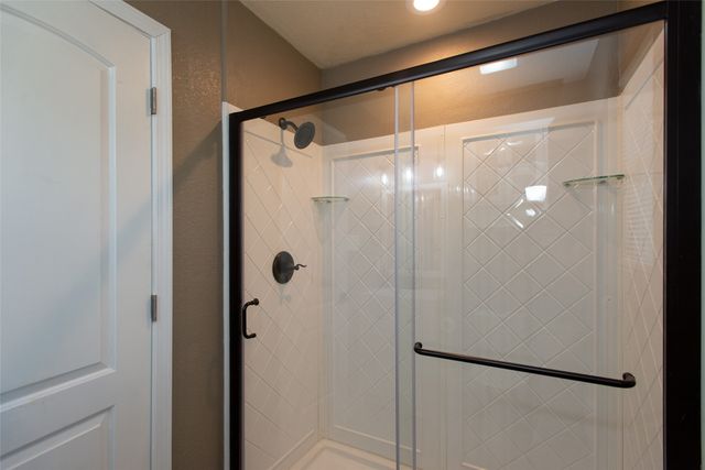 6120 Payne Road, Log Cabin, TX 75148