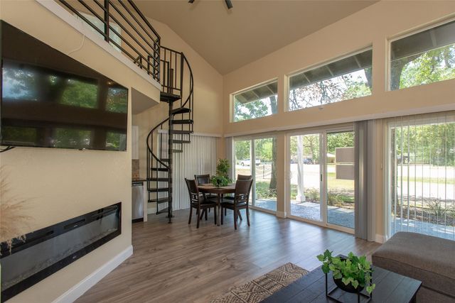 6120 Payne Road, Log Cabin, TX 75148