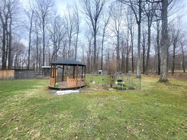 7 Old Greenfield Road, Woodridge, NY 12789