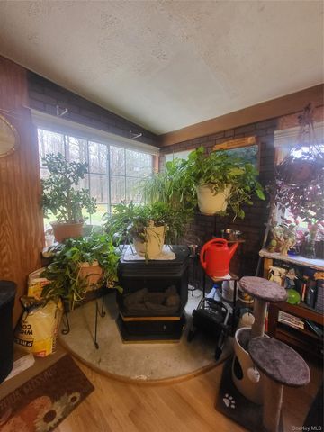 7 Old Greenfield Road, Woodridge, NY 12789