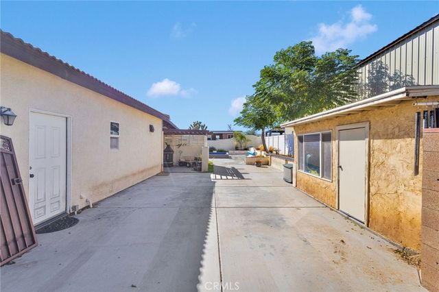 14587 Mulberry Street, Hesperia, CA 92345