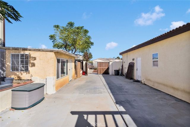 14587 Mulberry Street, Hesperia, CA 92345