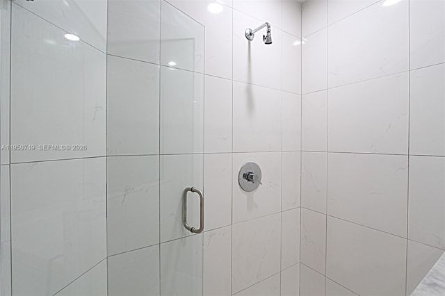 500 Brickell Ave 4110, Miami, FL 33131